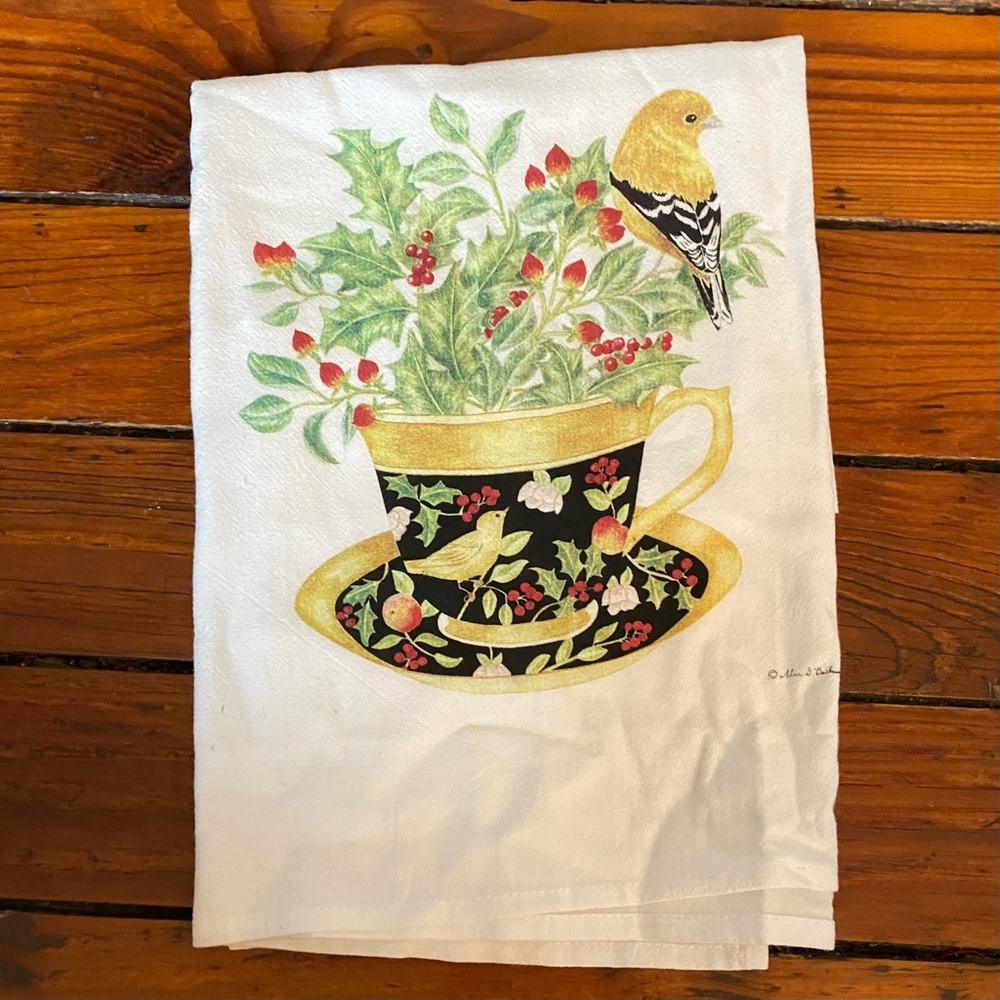 Alice's Cottage Cotton Flour Sack Kitchen Tea Towel Gold Teacup Goldfinch NWT